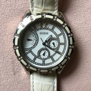 White leather band Guess Watch
